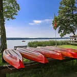 Schlosspark Aldeamento Turístico 4*