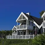 Schlosspark Holiday park 4*