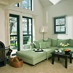 Schlosspark 4*