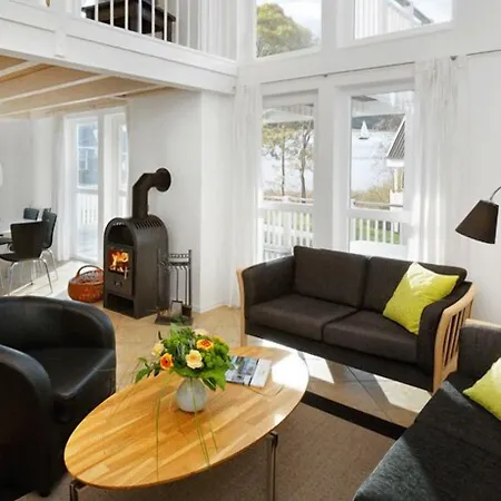 Schlosspark Tatil parkı