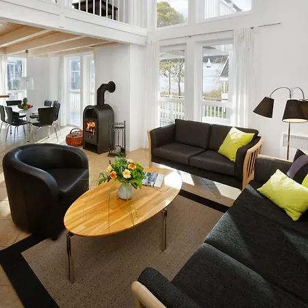 Schlosspark Holiday park 4*