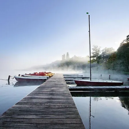 Schlosspark Holiday park 4*