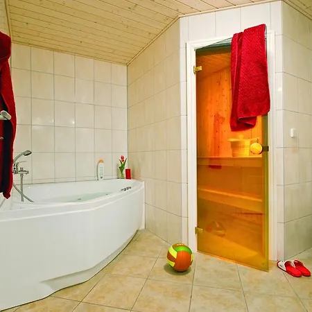 Schlosspark Holiday park 4*