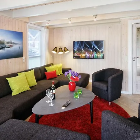 Schlosspark Tatil parkı 4*