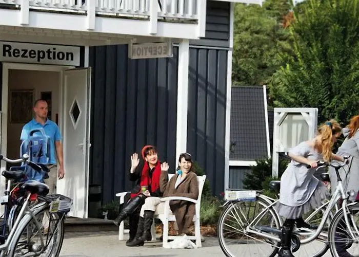 Schlosspark ホリデーパーク 4*