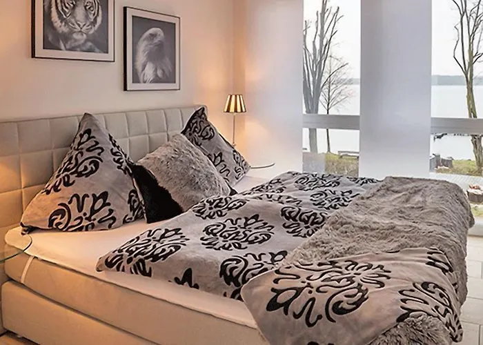 شلوسبارك منتزه العطل